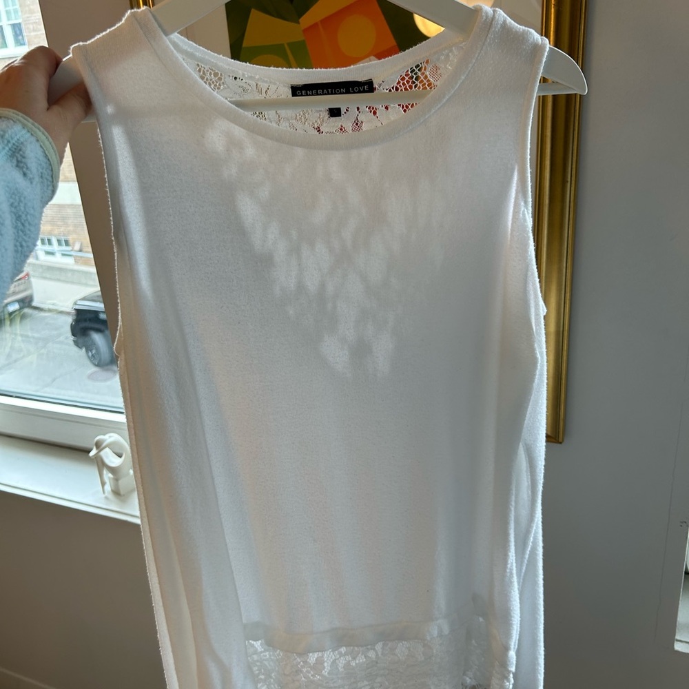 Generation Love White Lace Trim Top open shoulders small really good condition